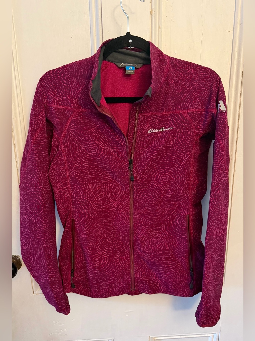 Eddie Bauer First Ascent Berry Pattern Lightweight Jacket Small